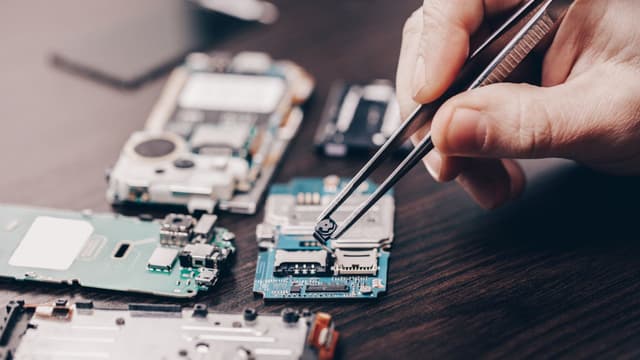 Reparo de conectores de celular